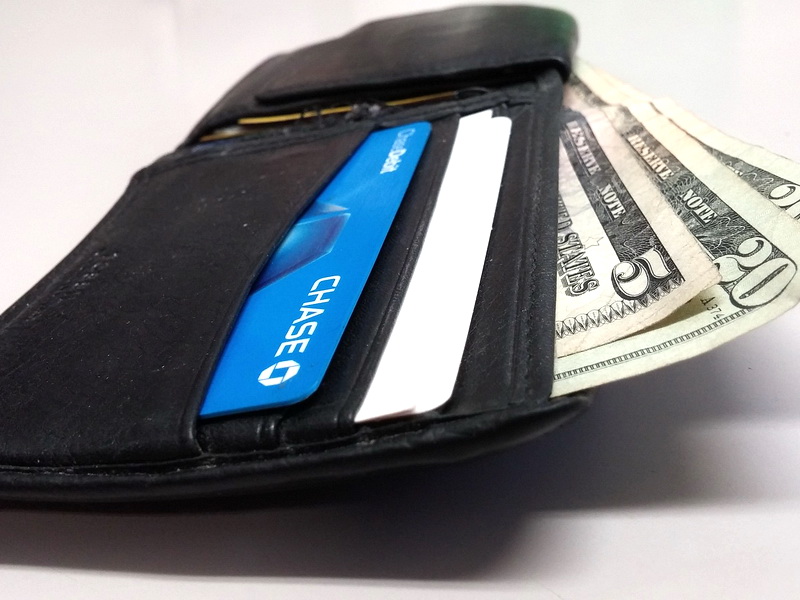 wallet-669458_1920.jpg
